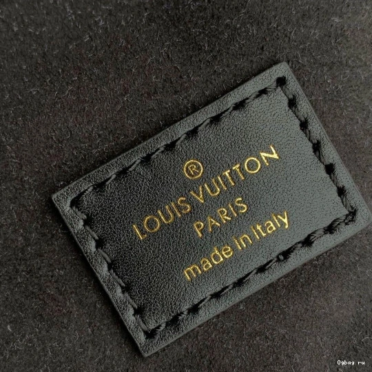LOUIS VAVIN VUITTON PM 0718